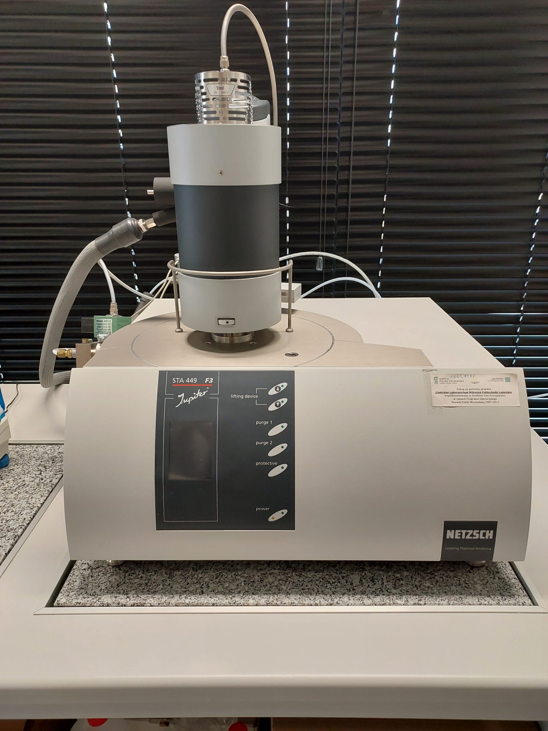 Analizator termiczny Netzsch STA 449 F3 Jupiter