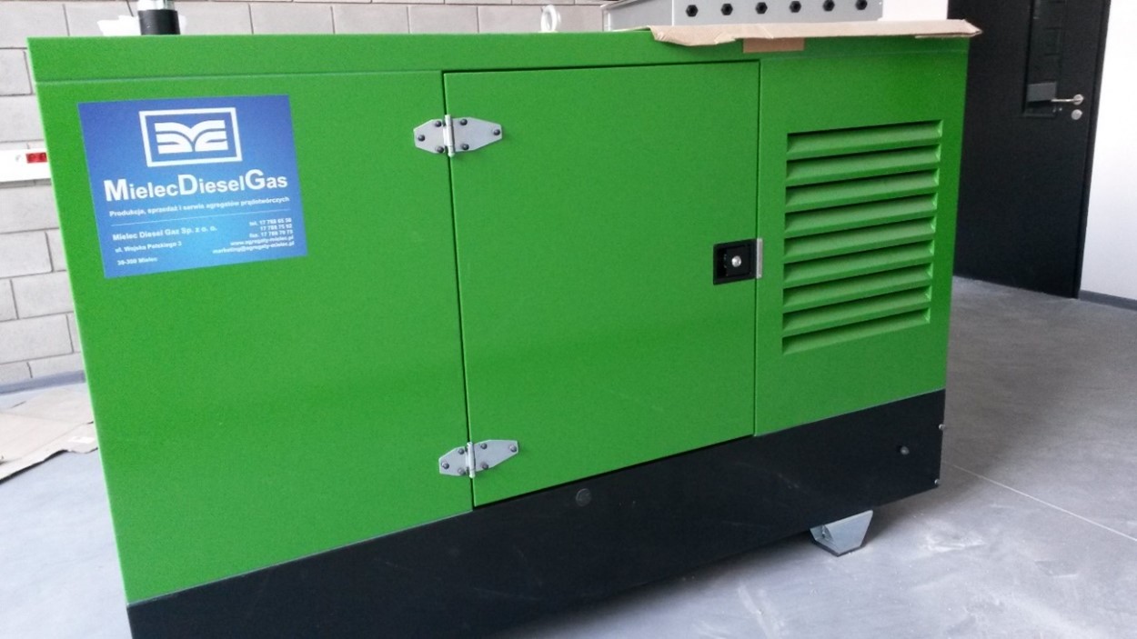 Agregat prądotwórczy z osprzętem + instalacja